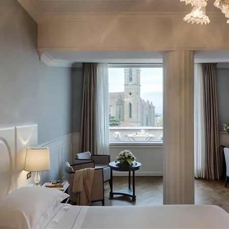 Plaza Lucchesi Hotell