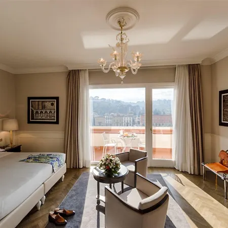 Hotell Plaza Lucchesi