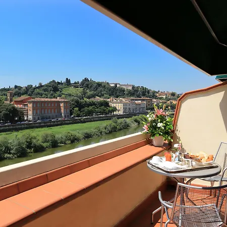 Plaza Lucchesi Hotell Florens