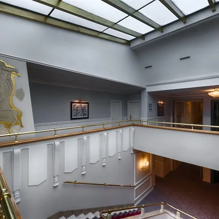 Plaza Lucchesi 4* Florens