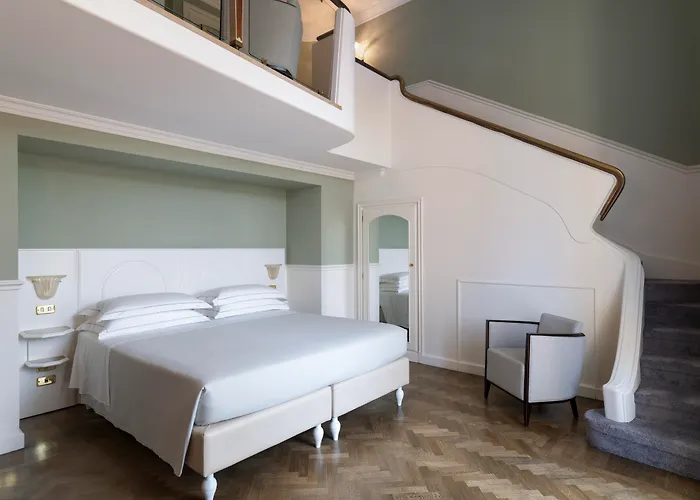 Plaza Lucchesi Hotel