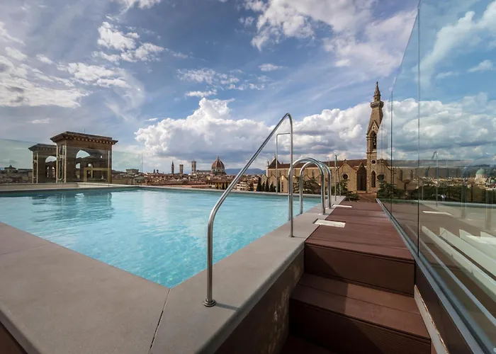 Plaza Lucchesi Hotel 4*