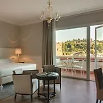 Hotel Plaza Lucchesi
