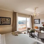 Hotel Plaza Lucchesi 4*
