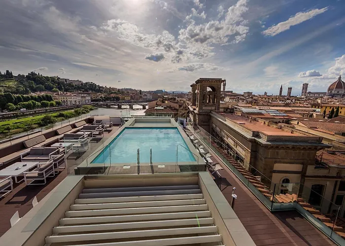 Plaza Lucchesi Otel Floransa