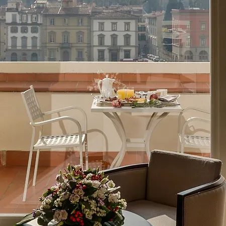 Hotel Plaza Lucchesi